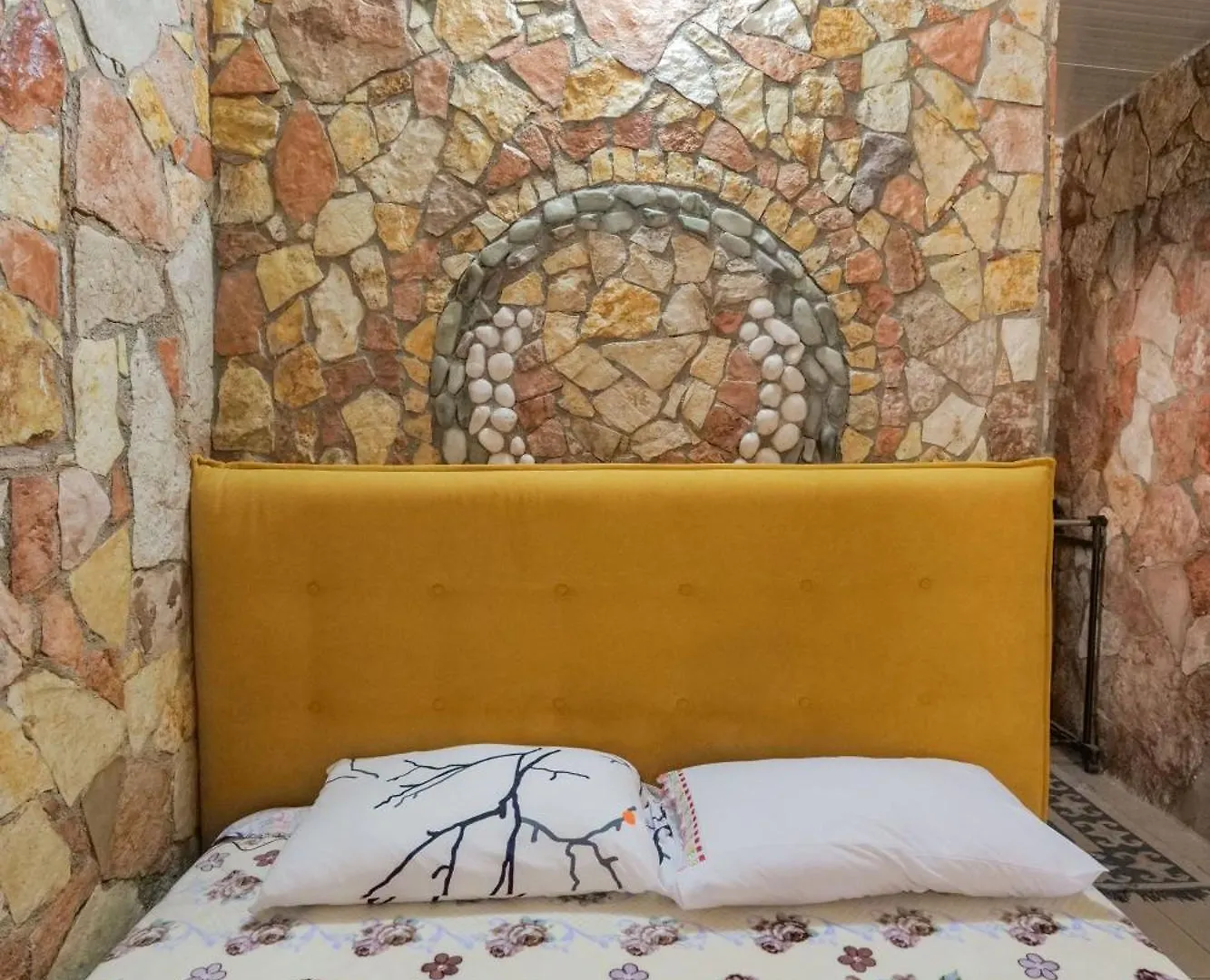 Garden Villa Lake Side&Glamping Ksamil 0*,  Albania