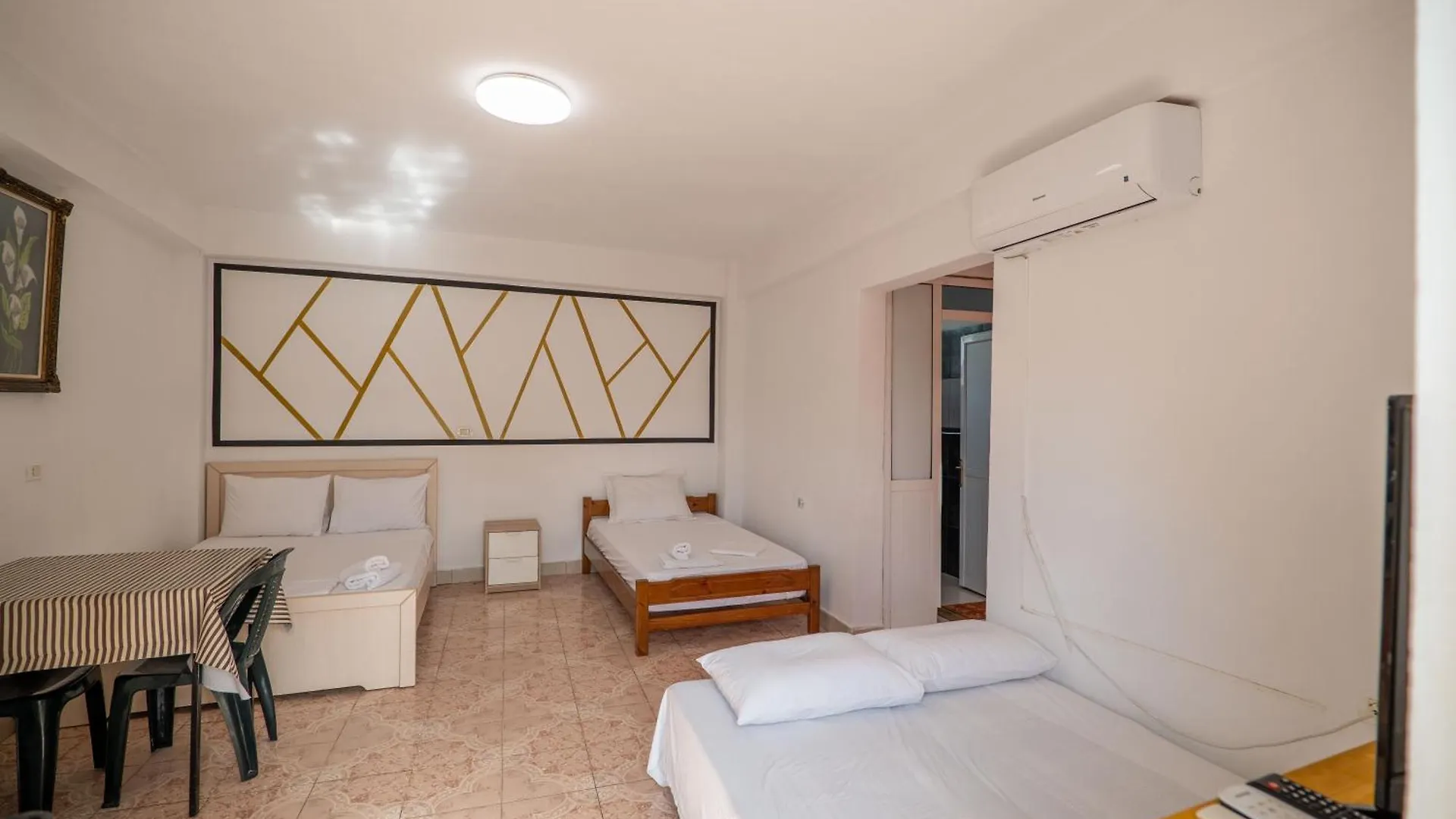 Apartahotel Garden Villa Lake Side&Glamping Ksamil Albania