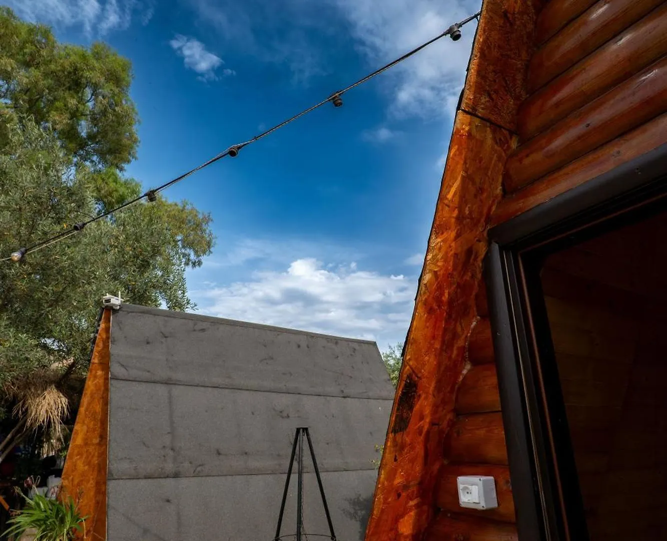 Apartahotel Garden Villa Lake Side&Glamping Ksamil Albania